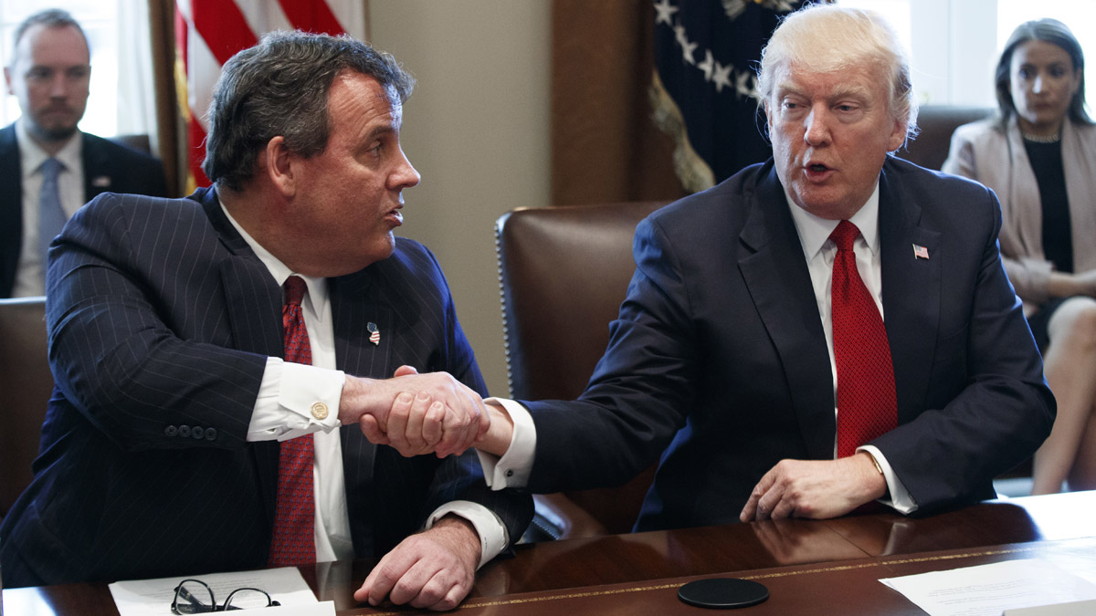  New Jersey Gov. Chris Christie, a political ally of President Donald Trump, says the president's statements blaming 
