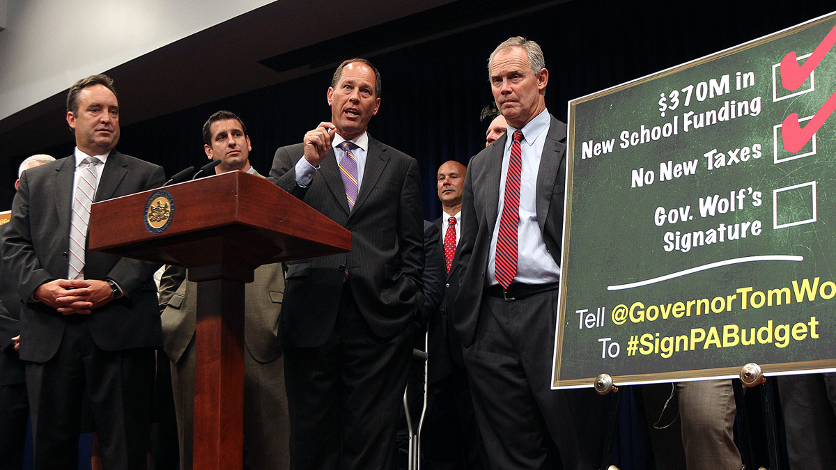 Senate President Pro Tempore Joseph Scarnati, R-Jefferson (middle), and Speaker of the House Mike Turzai, R-Allegheny (right), at a press conference in 2017. (AP Photo/Chris Knight) 