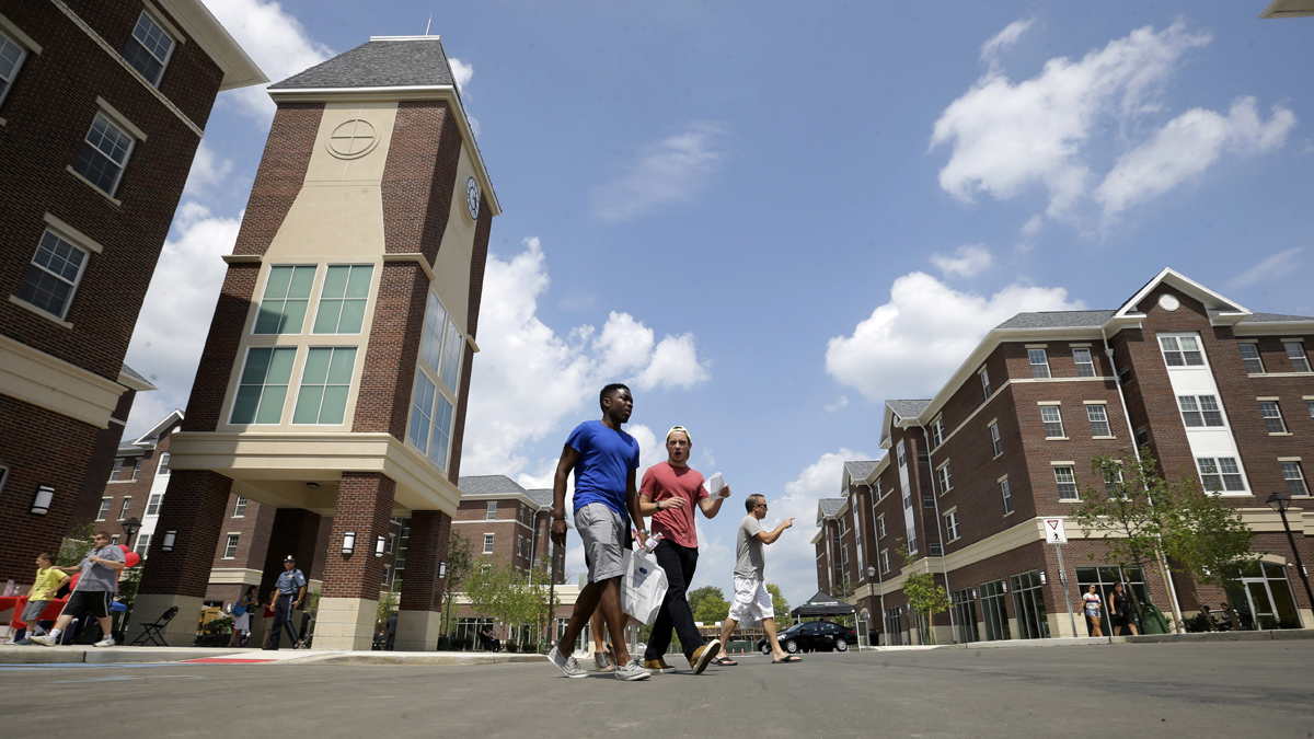 New Jersey lawmakers are considering a five-bill package intended to make attending The College of New Jersey and other colleges in the state more accessible and affordable. (AP file photo)