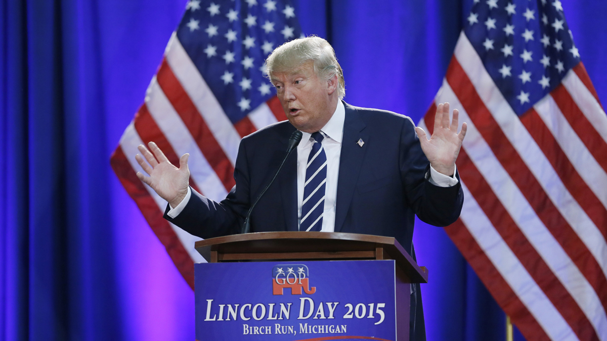  Republican presidential candidate Donald Trump addresses a GOP fundraising event, Tuesday, Aug 11, 2015, in Birch Run, Mich. (Carlos Osorio/AP Photo) 