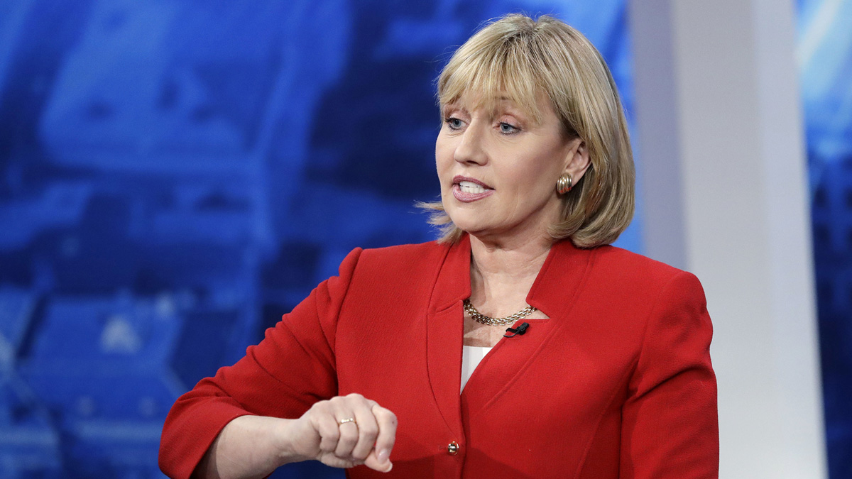  In this May 18, 2017 file photo, New Jersey Lt. Gov. Kim Guadagno speaks during a Republican gubernatorial primary debate in Newark, N.J. Guadagno has been at Gov. Chris Christie's side for the last eight years. Her Republican primary campaign to replace him has forced her to straddle a fine line between embracing the positive from her time in office and running away from the Christie legacy. (Julio Cortez/AP Pool, File) 