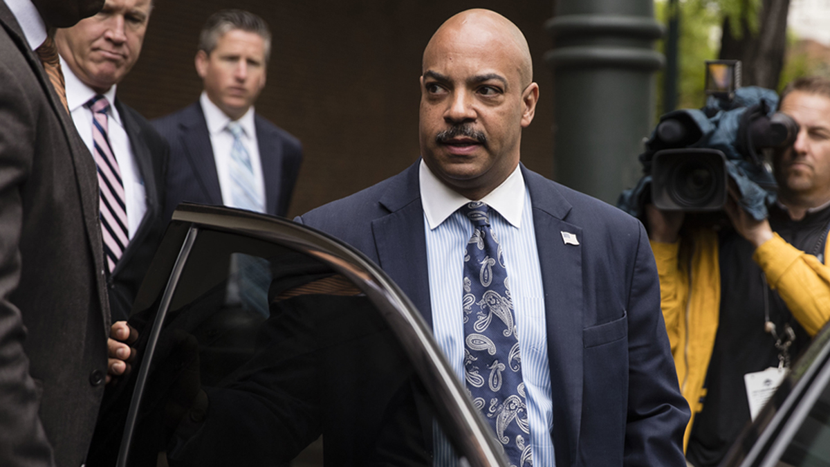  Philadelphia District Attorney Seth Williams departs after for his arraignment on additional charges in his bribery and extortion case at the at the federal courthouse in Philadelphia, Thursday, May 11, 2017. (Matt Rourke/AP Photo) 