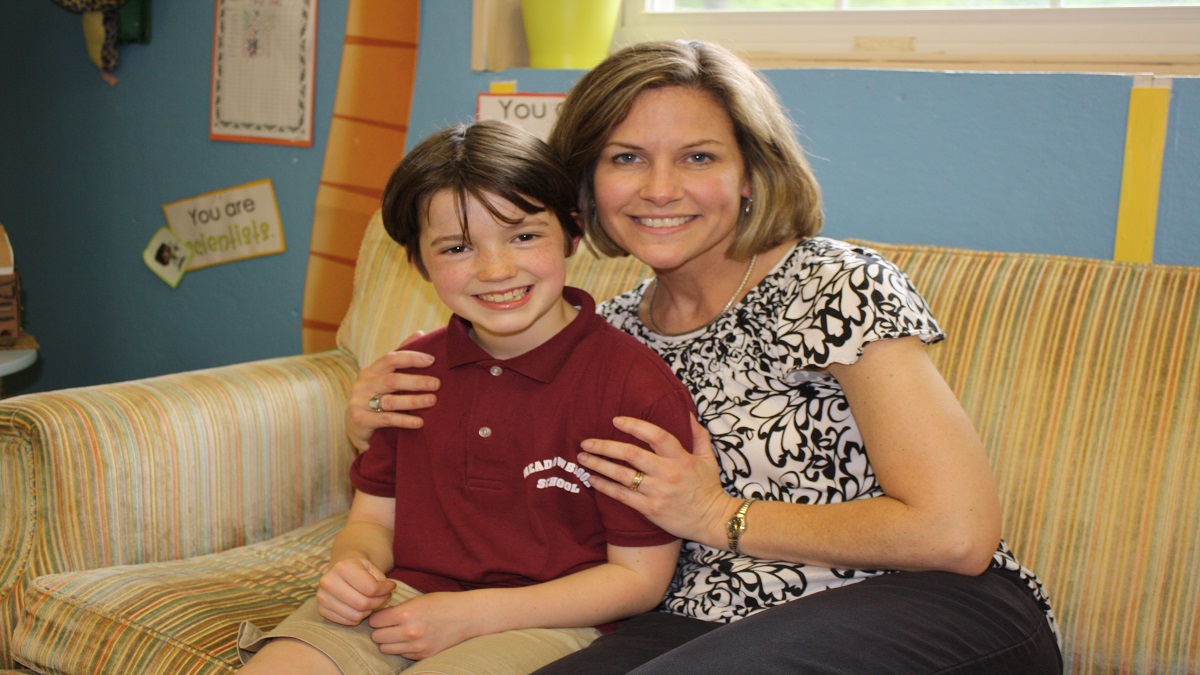  Audrey Kretschman with her teacher, Kelly Mosteller. (Courtesy of The Meadowbrook School) 