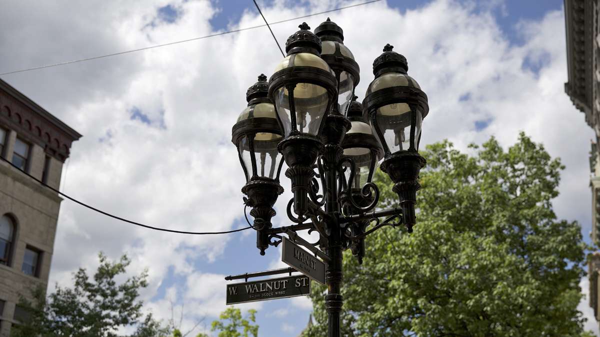 Street lamp on the corner of Main and Walnut Streets in Bethlehem, Pa. (Lindsay Lazarski/WHYY)