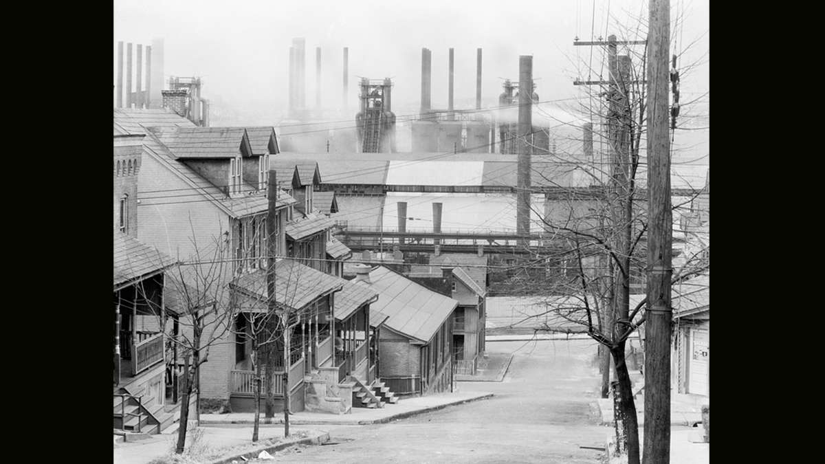 Walker Evans' photo of Bethlehem Steel blast furnaces and steel mill at the foot of the South Bethlehem neighborhood circa November 1935.  (Library of Congress)