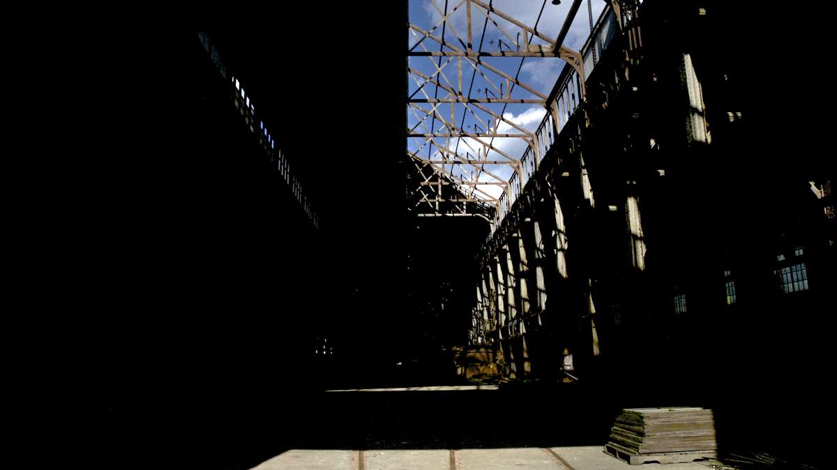 Plans have been proposed to transform Machine Shop Number 2 into a Bass Pro Shop.  (Lindsay Lazarski/WHYY)