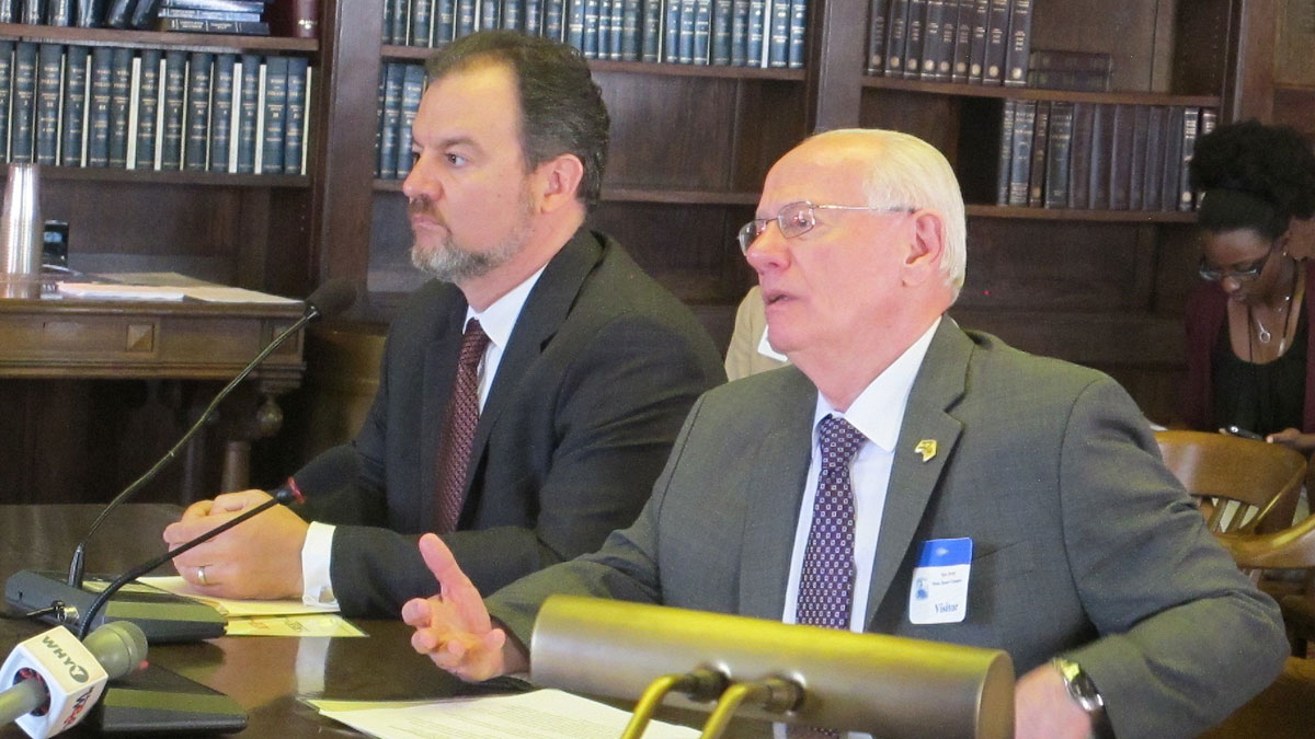  Mike Goldstein and Jacob Toporek tell lawmakers that harsher penalties would be a deterrent. (Phil Gregory/for NewsWorks) 