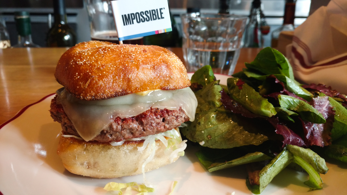  Impossible Foods derives heme from yeast through fermentation, so that its plant burger 