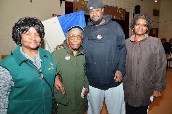 <p><p>Elsie Robbinson, 92, voted on Tuesday morning. Her daughter Caroline Manning (right) explains that she wants her mother to vote in person rather than by an absentee ballot. (Bas Slabbers/for NewsWorks)</p></p>
