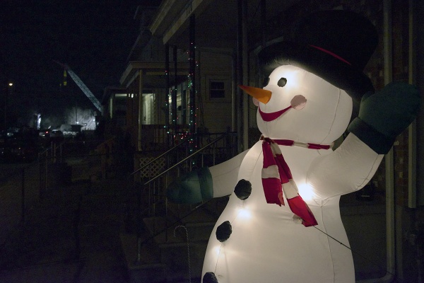 <p><p>Holiday decorations on E Jefferson St. near the site of the train accident (Bas Slabbers/for NewsWorks)</p></p>
