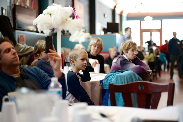 <p><p>Attendees enjoying magic tricks. (Bas Slabbers/for NewsWorks)</p></p>
