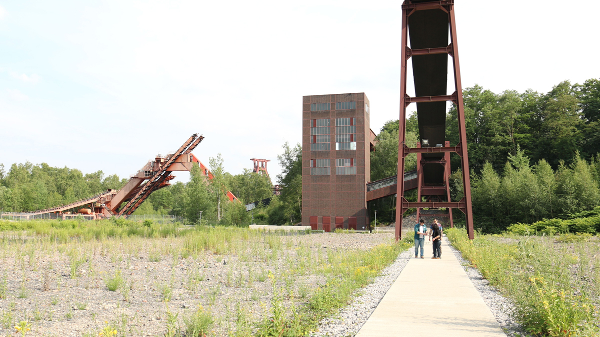 Coal_structures_2.jpg