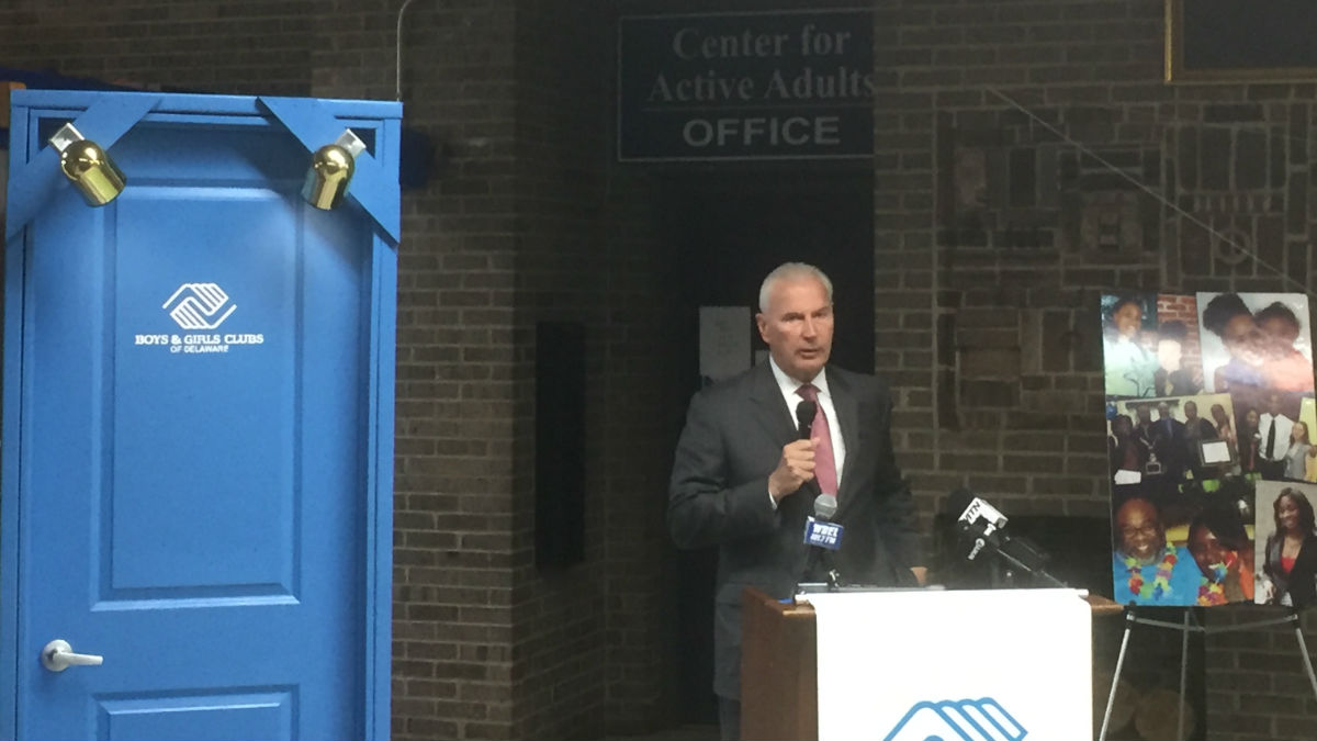  Mayor Purzycki praises the Just(ice)program. (Zoe Read/WHYY)  