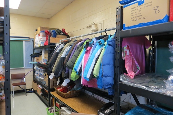 <p><p>Canned goods, non-perishable items and winter coats are staples at Colonial School District's food pantries (Shirley Min/WHYY)</p></p>
