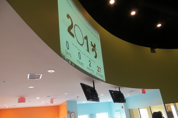 <p><p>Delaware Children's Museum's big countown clock (Shirley Min/WHYY)</p></p>
