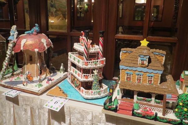 <p><p>Some participants made traditional houses while others designed unique structures (Shana O'Malley/NewsWorks)</p></p>
