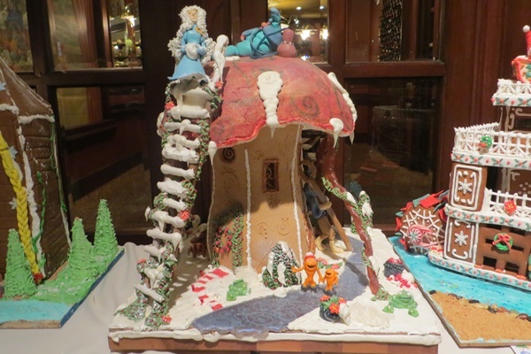 <p><p><span style="font-size: 12pt; font-family: 'Times New Roman';"></span>A winner will be chosen for each of the three categories - Best in Show, Best Adult entry and Best Youth entry (Shana O'Malley/NewsWorks)</p></p>
