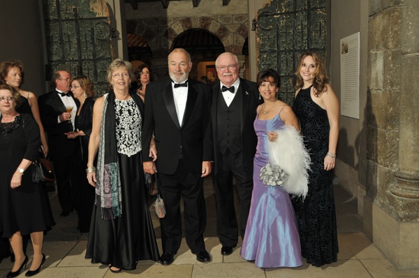 <p><p>Amy and Chris Schrode (left), Bob and Patty Nelson, and Jacque Nelson (Photo courtesy of Phil Stein Photography)</p></p>
