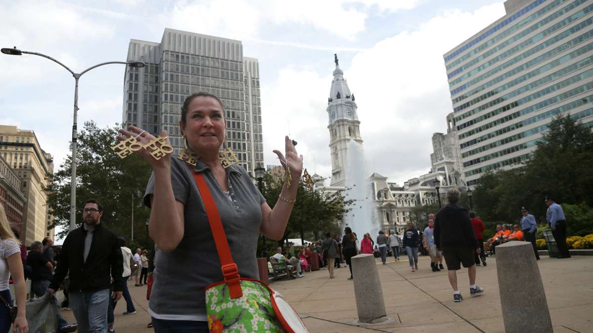 Festival of Families: Pope Francis Parade and Feature Photos in Philadelphia. Photos by Kevin Cook