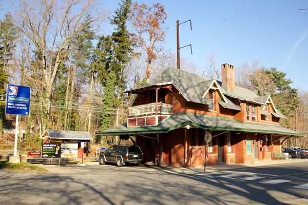 <p><p>The Wallingford train station, located on the Media/Elwyn SEPTA line, was built in 1890, designed by Frank Furness. (Nathaniel Hamilton/for NewsWorks)</p></p>
