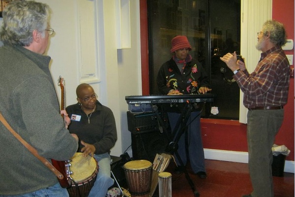 <p><p>Partygoers enjoyed live entertainment including that from Rhonda Lancaster on the keyboard. (Alaina Mabaso/for NewsWorks)</p></p>
