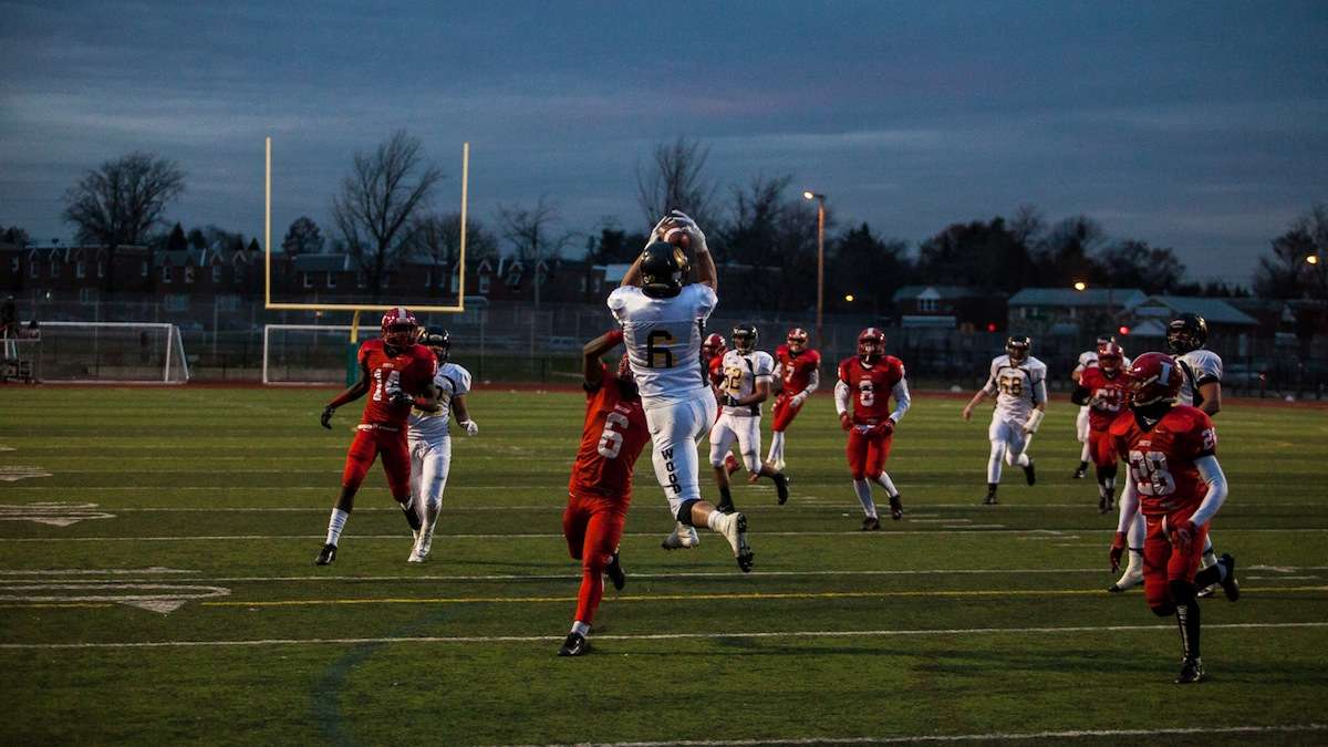 Archbishop Wood tight end Jake Cooper's touchdown makes the score at 28-8 halftime. (Brad Larrison/for NewsWorks)
