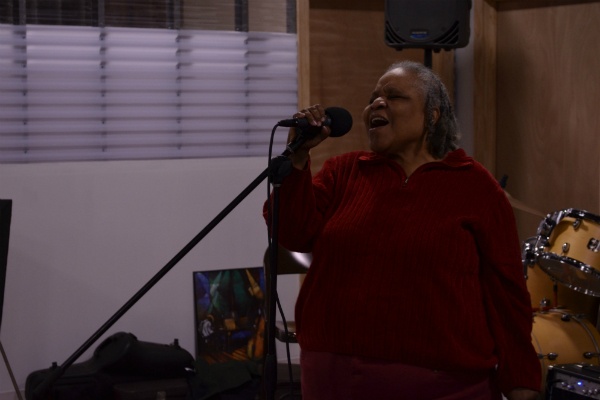 <p><p>Barbara Knox belts out "At Last," an Etta James classic. (Zachary Shevich/for NewsWorks)</p></p>
