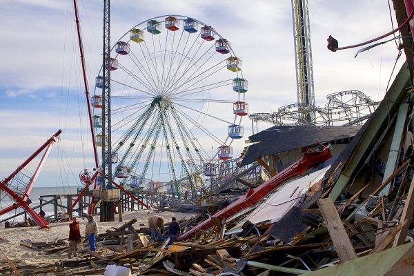 <p>Volunteers work to ensure the Carousel Arcade will be back in business by Memorial Day. ( Jana Shea /for NewsWorks )</p>
