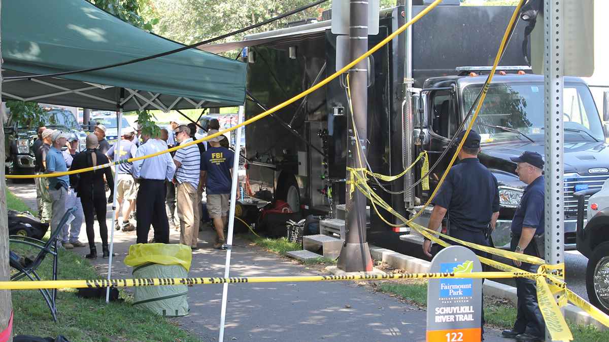  The FBI USERT team spent two and a half days searching the Schuylkill River in East Falls. (Matthew Grady/NewsWorks, file) 