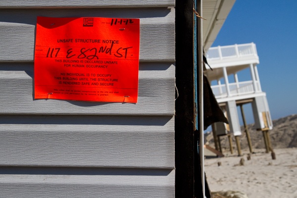 <p><p>Houses with an orange notice on Long beach Island are slated for demolition. (Lindsay Lazarski/WHYY)</p></p>
