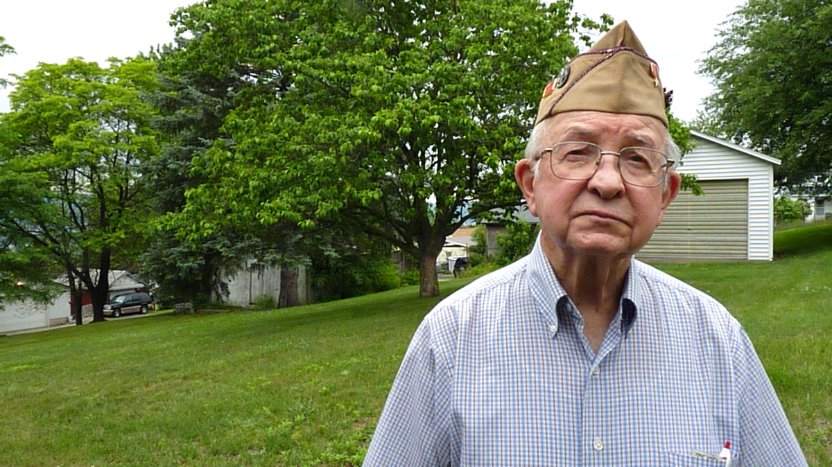  Walter 'Babe' Gantz at his home in Scranton, Pa. (Todd Bookman/WHYY) 