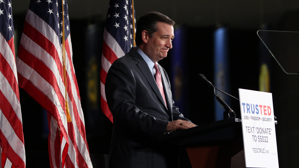 Republican presidential candidate Ted Cruz brings his campaign to Philadelphia with a speech at the National Constitution Center. (Emma Lee/WHYY)