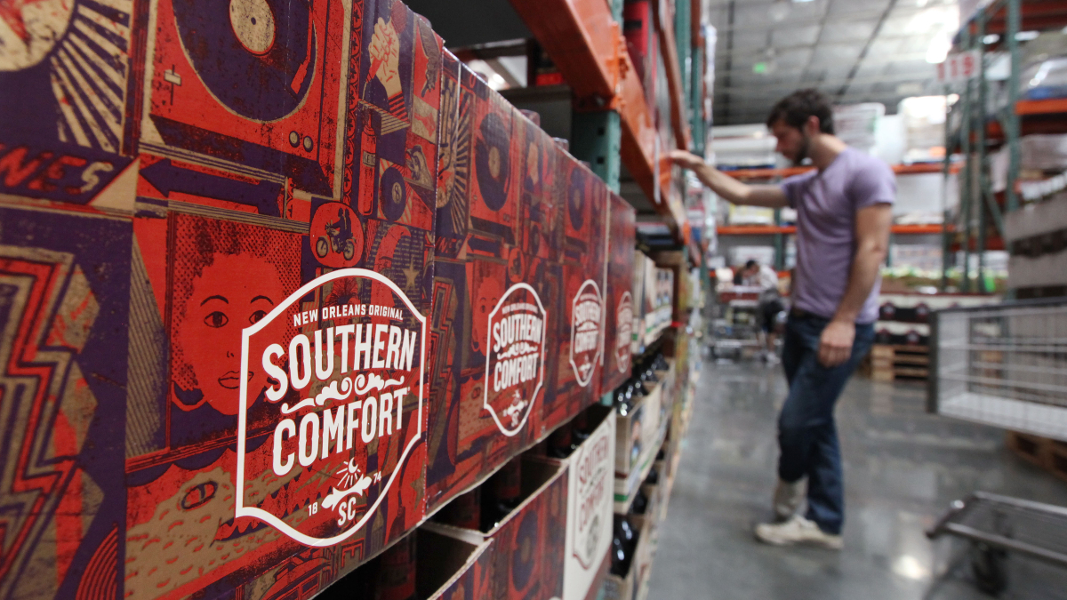  A customer browses the liquor Seattle, Wa. shortly after that state privatized liquor sales in 2012. (AP Photo/Elaine Thompson) 