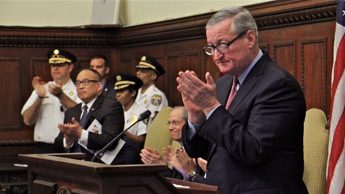  Philadelphia Mayor Jim Kenney applauds the efforts of the Task Force to Combat the Opioid Epidemic in Philadelphia. (Emma Lee/WHYY) 