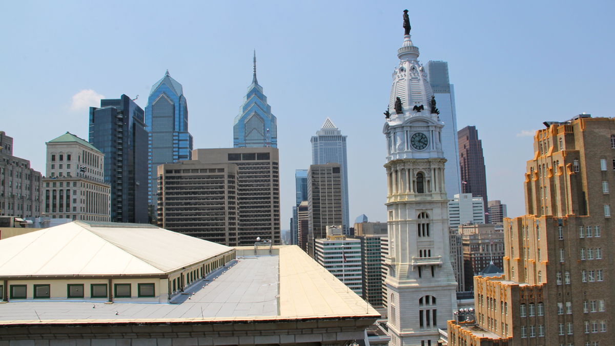  Volunteers who help out at the Democratic national convention will help delegates and other visitors get to know Philadelphia. (Emma Lee/WHYY) 