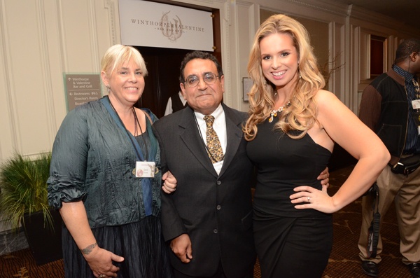 <p><p>Philadelphia Zoo president and CEO Vikram H. Dewan (center) with his wife Jamie Dewan and Maria Papadakis (Photo courtesy of HughE Dillon)</p></p>
