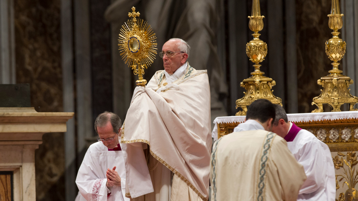 Many young Catholics are unhappy with the Vatican's attitude toward homosexuals and gay marriage. (AP Photo/Andrew Medichini) 