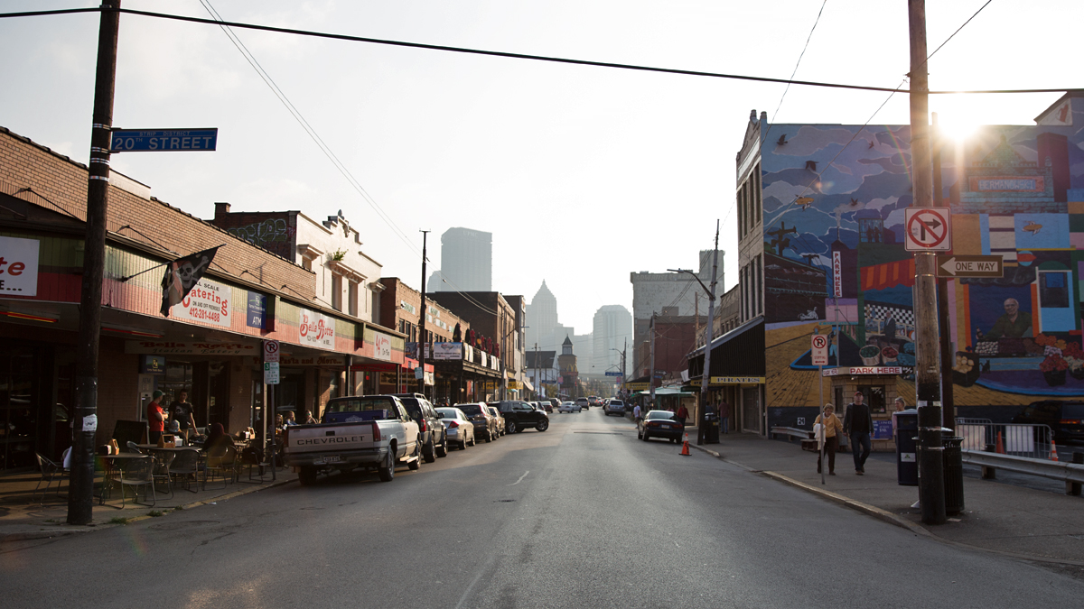  Pittsburgh Strip District neighborhood, home to 31st Street Studios. (Lindsay Lazarski/WHYY) 