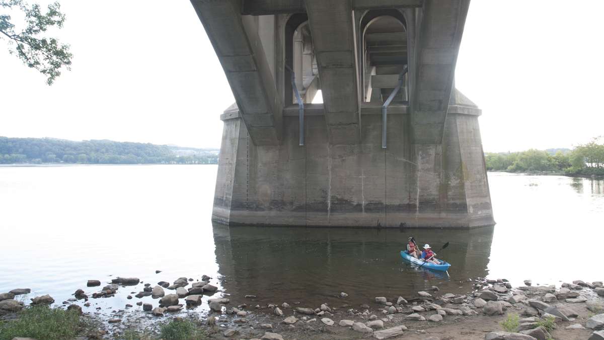 Columbia's boat launch site includes picnic space and canoe rentals. (Diana Robinson/WITF)