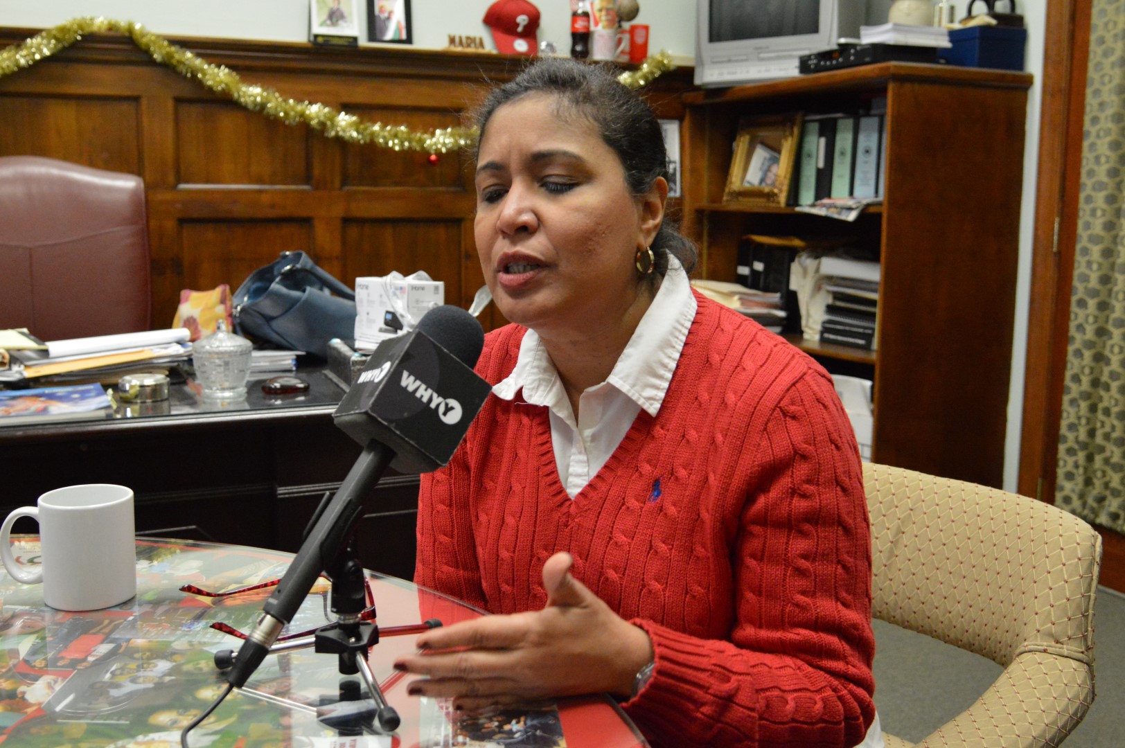  Philadelphia Councilwoman Maria Quiñones-Sánchez wants a crackdown  on corner stores selling liquor by the drink.(File Tom MacDonald) 