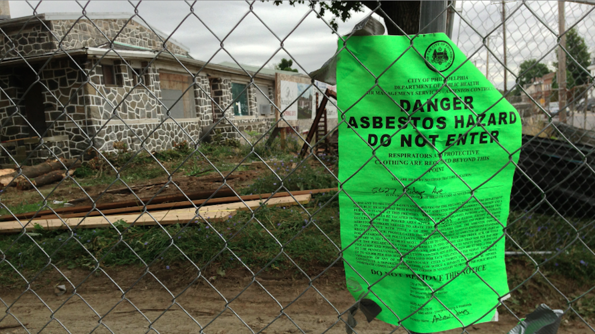  The Kingsley Court developer says that asbestos and a sensitive city-permitting process have teamed up to delay the project. (Brian Hickey/WHYY) 