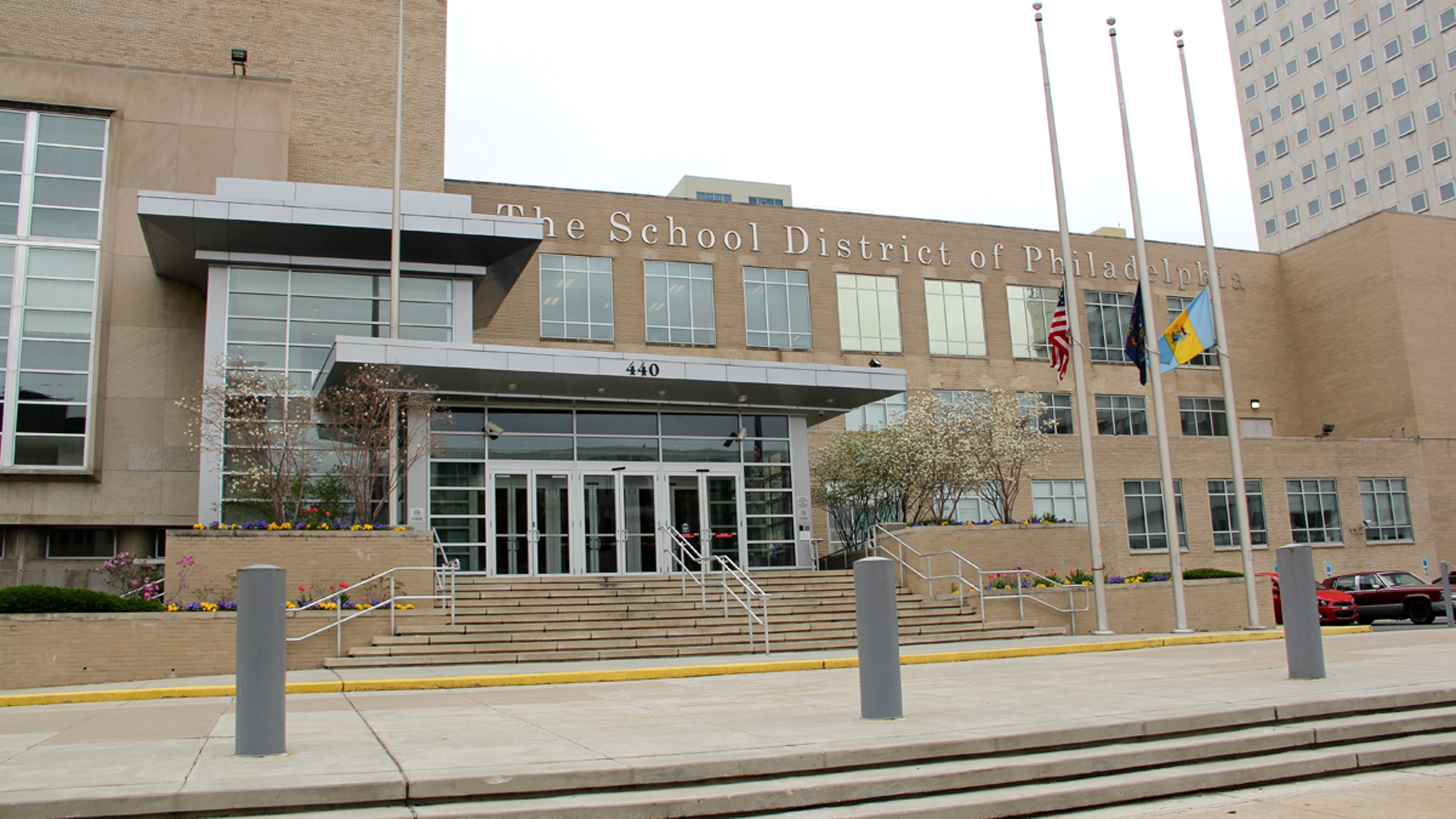 Philadelphia School District headquarters at Broad and Spring Garden streets. (Emma Lee/WHYY file) 