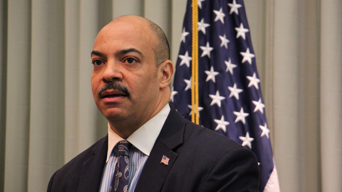  Philadelphia District Attorney Seth Williams arrives for his arraignment on bribery and extortion charges at the federal courthouse, Wednesday, March 22, 2017, in Philadelphia. (AP Photo/Matt Rourke) 