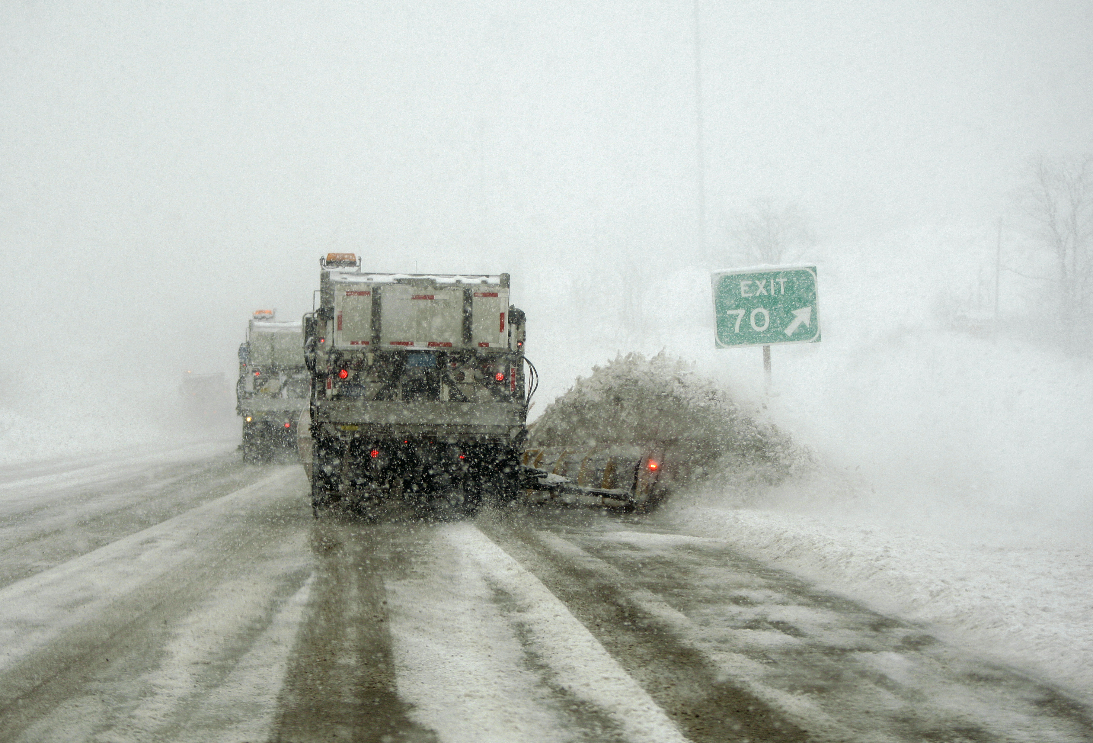 The National Weather Service has issued ice storm and winter storm warnings for some areas. (Carolyn Kaster/File AP Photo) 