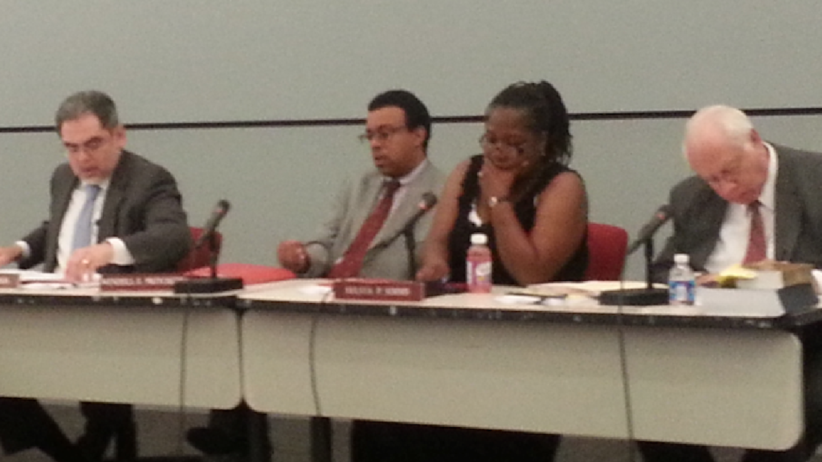  The School Reform Commission held a 10-minute meeting on Tuesday. (Tom MacDonald/WHYY) 