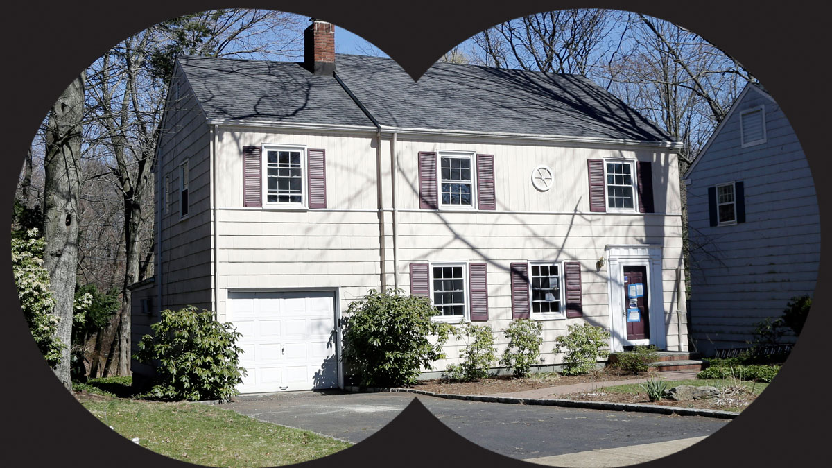  This April 6, 2013 photo shows a home at 31 Marquette Road in Montclair, N.J.It was used by Russian spies before their arrest in 2010 by the FBI. (AP Photo/Mel Evans) 