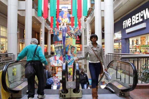 <p>Pennsylvania Real Estate Investment Trust is seeking concessions from the city to help redevelop The Gallery mall in Center City. (Emma Lee/for NewsWorks)</p>
