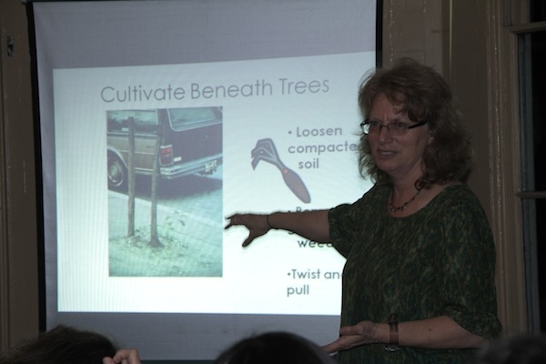 <p><p>Pennsylvania Horticultural Society tree expert Mindy Maslin speaks at Wednesday night's event at the Awbury Arboretum. (Trenae V. McDuffie/for Newsworks)</p></p>
