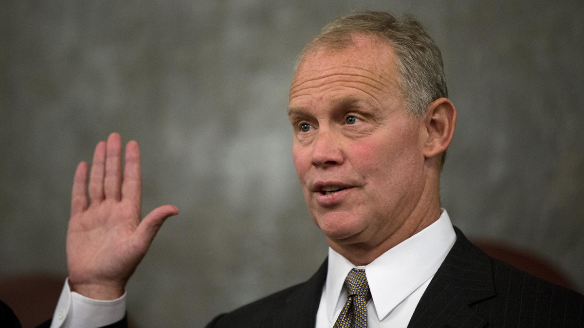 Rep. Mike Turzai, R-Allegheny, takes the oath as Speaker of the Pennsylvania House of Representatives.  (AP Photo/Matt Rourke) 