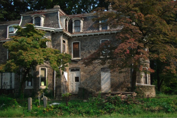 <p><p>This property at 5357 Knox St. in Germantown has been the subject of 11 years of litigation, 21 months of hearings, three previous L&I cases with about 30 hearings and two sheriff's sales.(Courtesy of Julie Baranauskas)</p></p>

